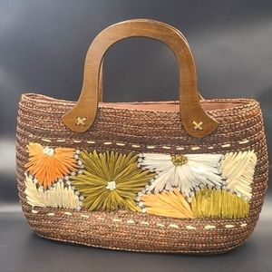 Woven Flower purse with wooden handles